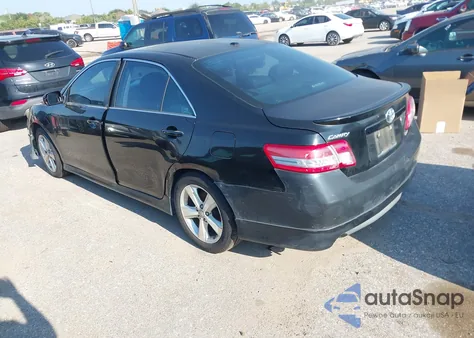 2011 Toyota Camry Se V6 z USA, uszkodzony, nr VIN 4T1BK3EK1BU126244